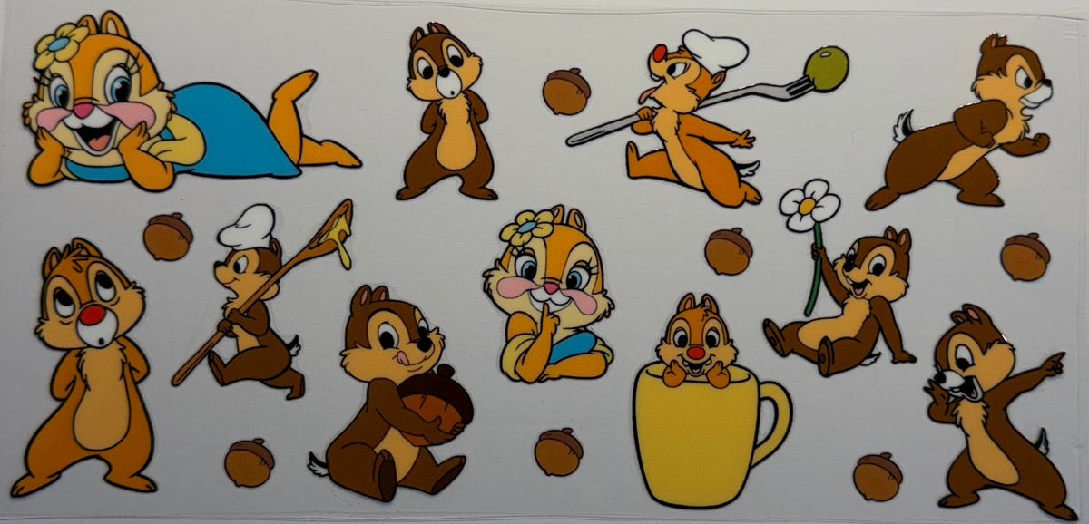 16W218 Playful Chipmunk Friends