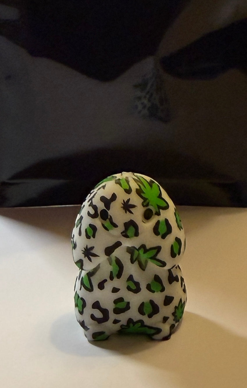 APF1 Green Leopard Print Peen Focal